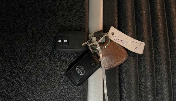 2020 Toyota Glanza V CVT, Petrol, Automatic, 4,496 km, Key Close Up