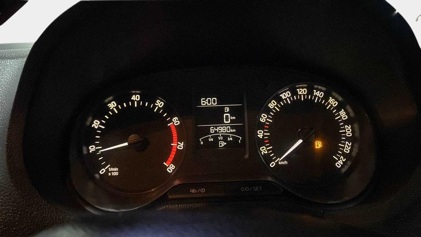 2018 Skoda Rapid STYLE 1.6 MPI, Petrol, Manual, 65,205 km, Odometer Image