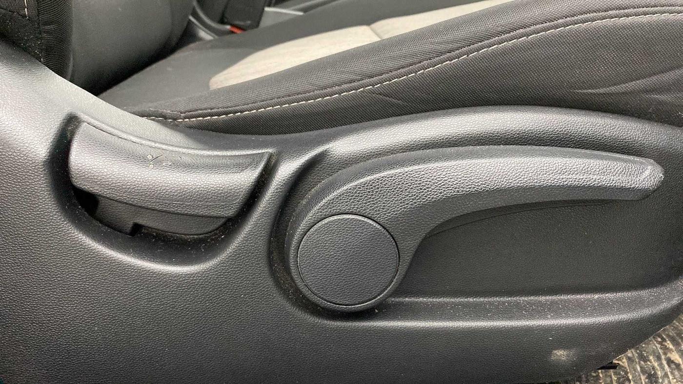 2018 Hyundai Creta SX AT 1.6 PETROL, Petrol, Automatic, 44,796 km, Driver Side Adjustment Panel