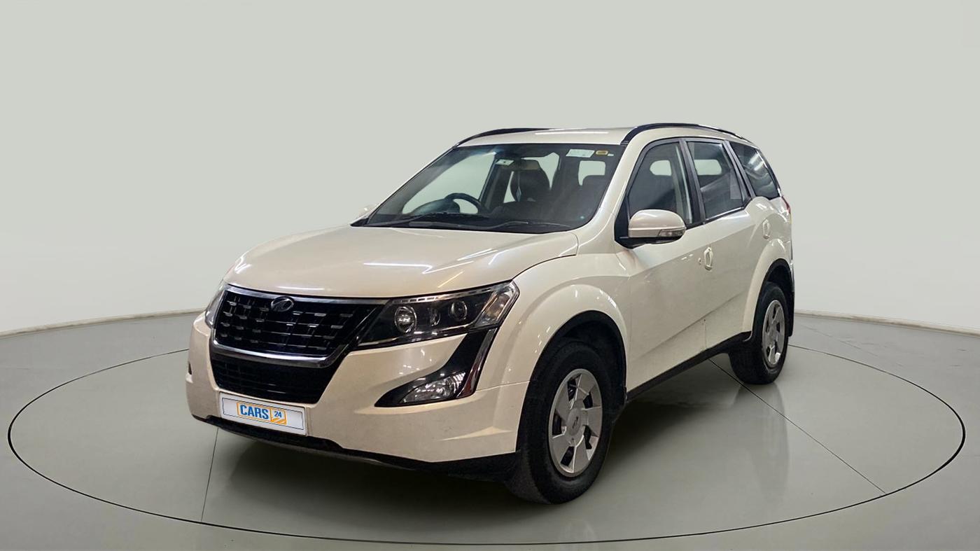 2020 Mahindra XUV500 W7, Diesel, Manual, 71,523 km, Left Front Diagonal