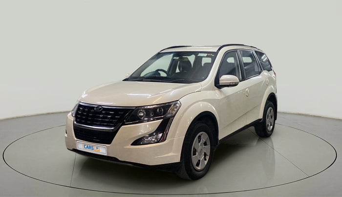 2020 Mahindra XUV500 W7, Diesel, Manual, 71,523 km, Left Front Diagonal