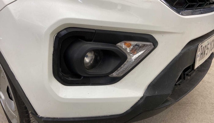 2022 Tata NEXON XM SUNROOF DIESEL, Diesel, Manual, 45,834 km, Right fog light - Not working