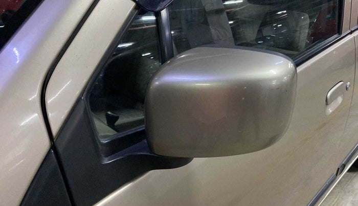 2013 Maruti Wagon R 1.0 VXI, Petrol, Manual, 45,304 km, Left rear-view mirror - Mirror movement not proper