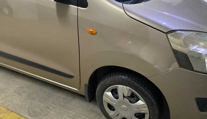 2013 Maruti Wagon R 1.0 VXI, Petrol, Manual, 45,304 km, Right fender - Slightly dented