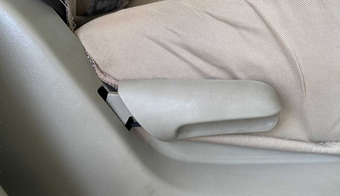 2014 Maruti Celerio VXI, Petrol, Manual, 39,329 km, Driver Side Adjustment Panel