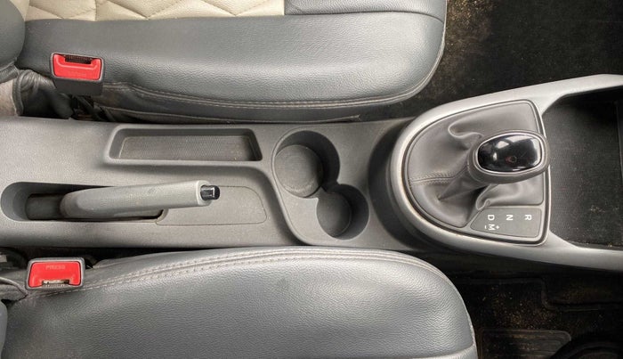 2020 Hyundai GRAND I10 NIOS SPORTZ AMT 1.2 KAPPA VTVT, Petrol, Automatic, 61,638 km, Gear Lever