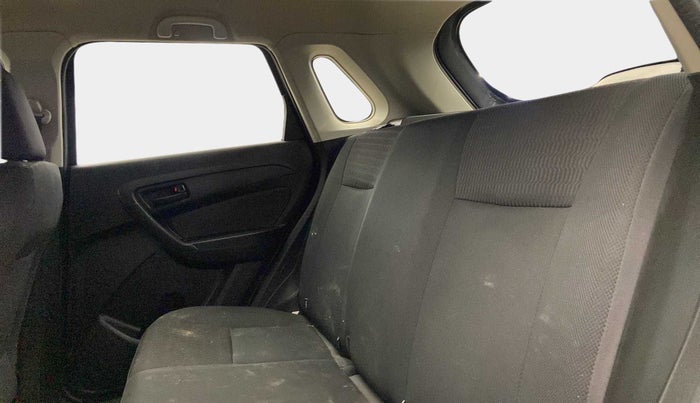 2021 Maruti Vitara Brezza LXI, Petrol, Manual, 22,111 km, Right Side Rear Door Cabin