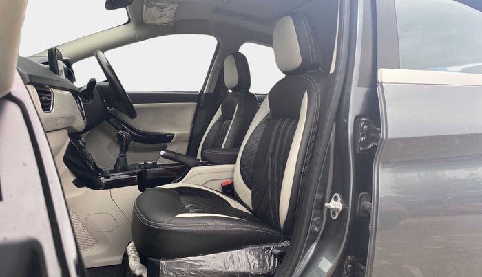 2022 Tata NEXON XZ PLUS DIESEL SUNROOF, Diesel, Manual, 34,138 km, Right Side Front Door Cabin