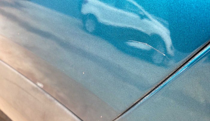 2020 Renault Kwid RXT 1.0 (O), Petrol, Manual, 87,693 km, Left quarter panel - Slightly dented