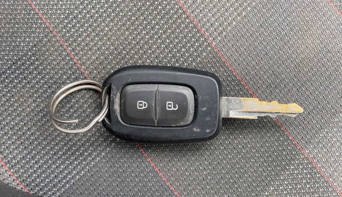 2020 Renault Kwid RXT 1.0 (O), Petrol, Manual, 87,693 km, Key Close Up