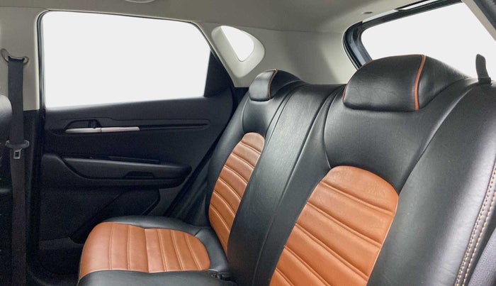 2021 KIA SONET HTK 1.2, Petrol, Manual, 26,368 km, Right Side Rear Door Cabin