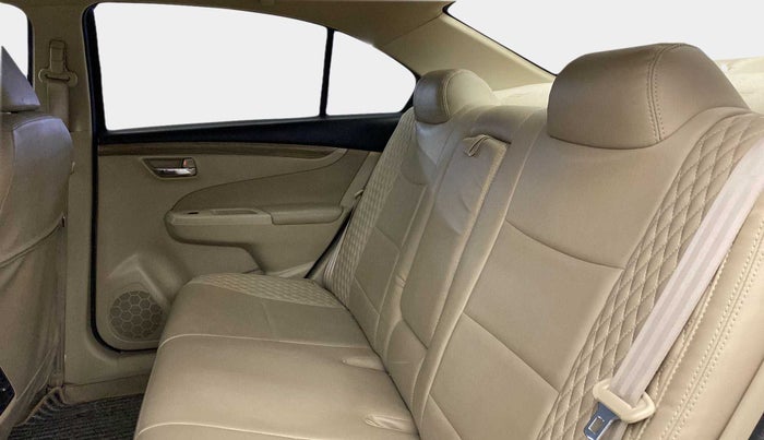 2018 Maruti Ciaz DELTA 1.5 SHVS MT PETROL, Petrol, Manual, 15,115 km, Right Side Rear Door Cabin