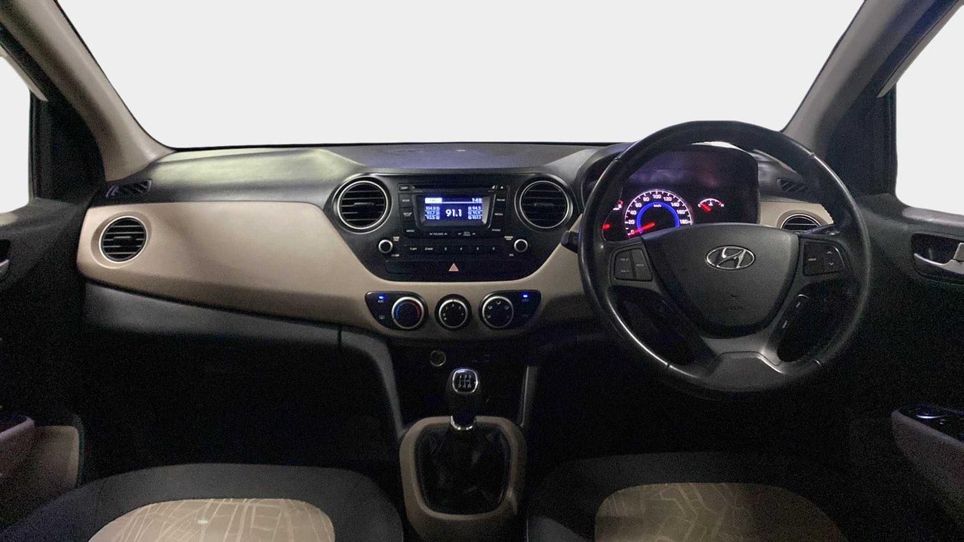 2015 Hyundai Grand i10 ASTA 1.2 KAPPA VTVT, Petrol, Manual, 47,367 km, Dashboard