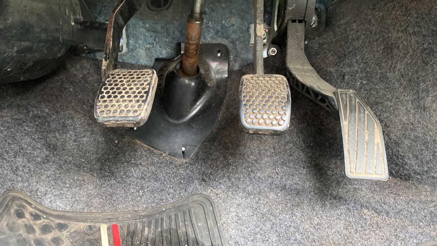 2017 Maruti Alto 800 LXI, Petrol, Manual, 44,699 km, Pedals