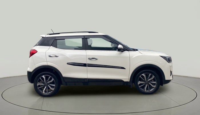 2021 Mahindra XUV300 W8 (O) 1.2 PETROL, Petrol, Manual, 19,587 km, Right Side