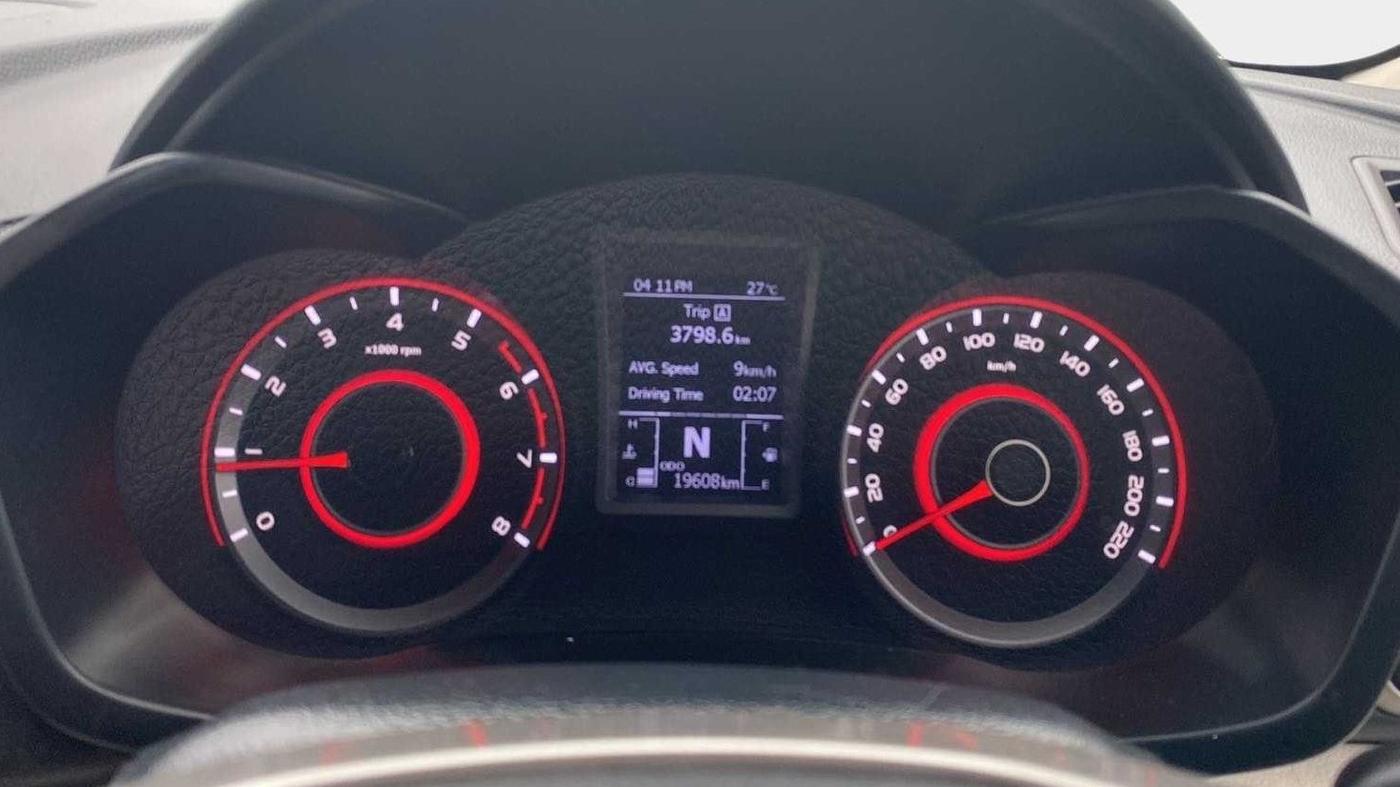 2021 Mahindra XUV300 W8 (O) 1.2 PETROL, Petrol, Manual, 19,587 km, Odometer Image