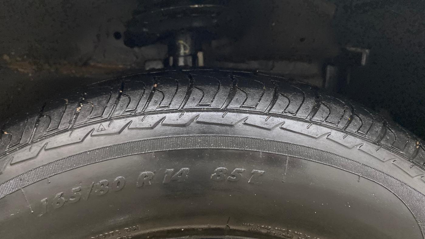 2013 Maruti Swift VDI, Diesel, Manual, 79,868 km, Right Front Tyre Tread