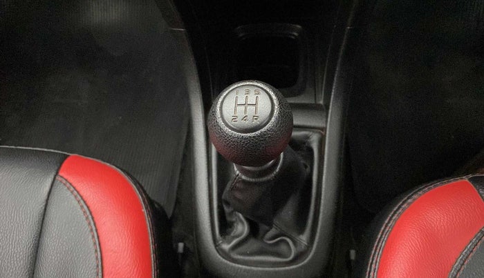 2017 Maruti Swift LXI (O), Petrol, Manual, 23,753 km, Gear Lever