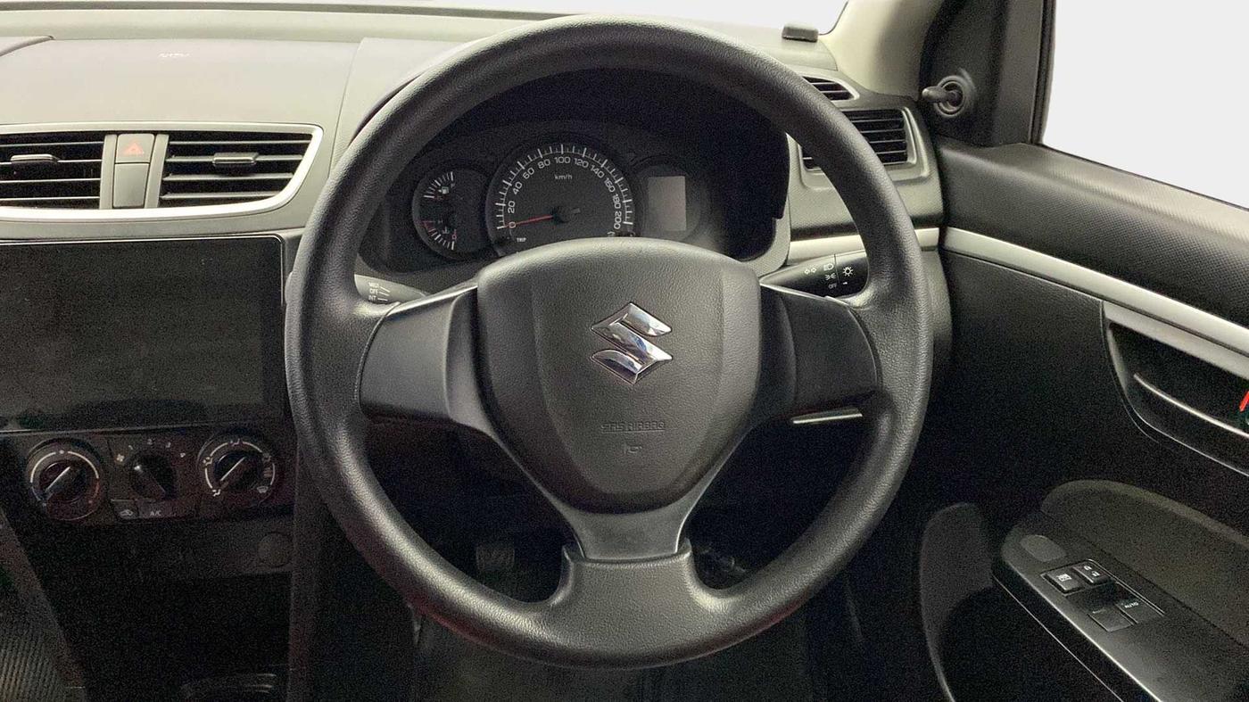 2017 Maruti Swift LXI (O), Petrol, Manual, 23,753 km, Steering Wheel Close Up