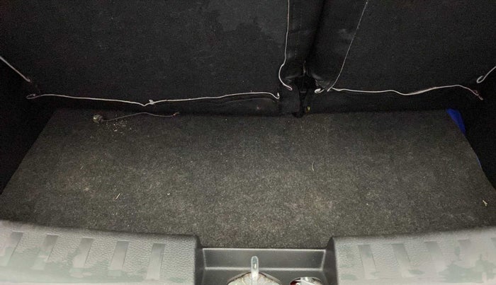 2017 Maruti Swift LXI (O), Petrol, Manual, 23,753 km, Boot Inside