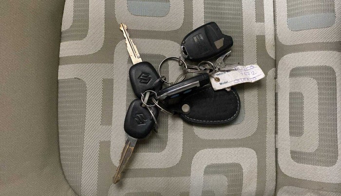 2019 Maruti Celerio VXI CNG, CNG, Manual, 60,076 km, Key Close Up