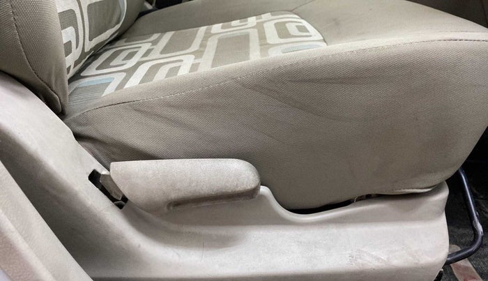 2019 Maruti Celerio VXI CNG, CNG, Manual, 60,076 km, Driver Side Adjustment Panel