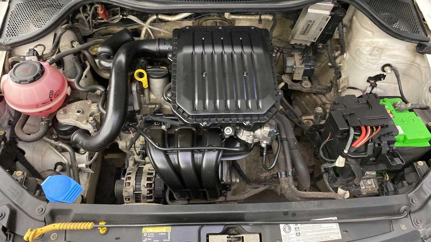 2019 Volkswagen Polo COMFORTLINE 1.0L MPI, Petrol, Manual, 68,763 km, Open Bonet