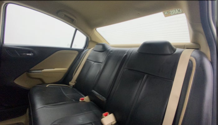 2016 Honda City 1.5L I-VTEC V MT, Petrol, Manual, 57,586 km, Right Side Rear Door Cabin