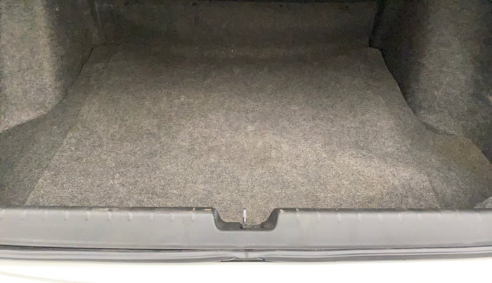 2016 Honda City 1.5L I-VTEC V MT, Petrol, Manual, 57,586 km, Boot Inside