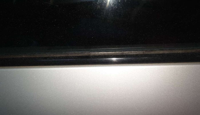 2017 Hyundai Xcent E+, Petrol, Manual, 17,771 km, Rear left door - Weather strip has minor damage