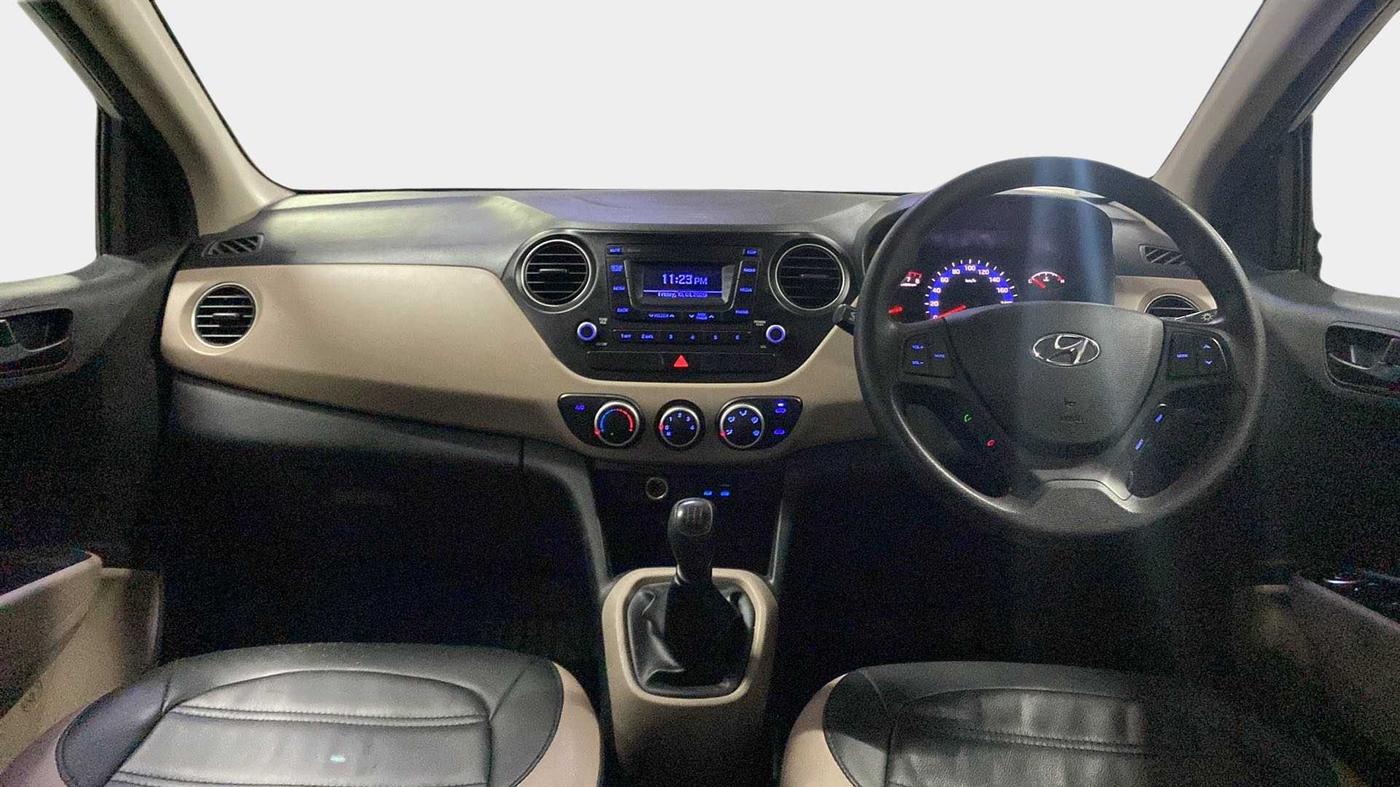 2017 Hyundai Xcent E+, Petrol, Manual, 17,771 km, Dashboard