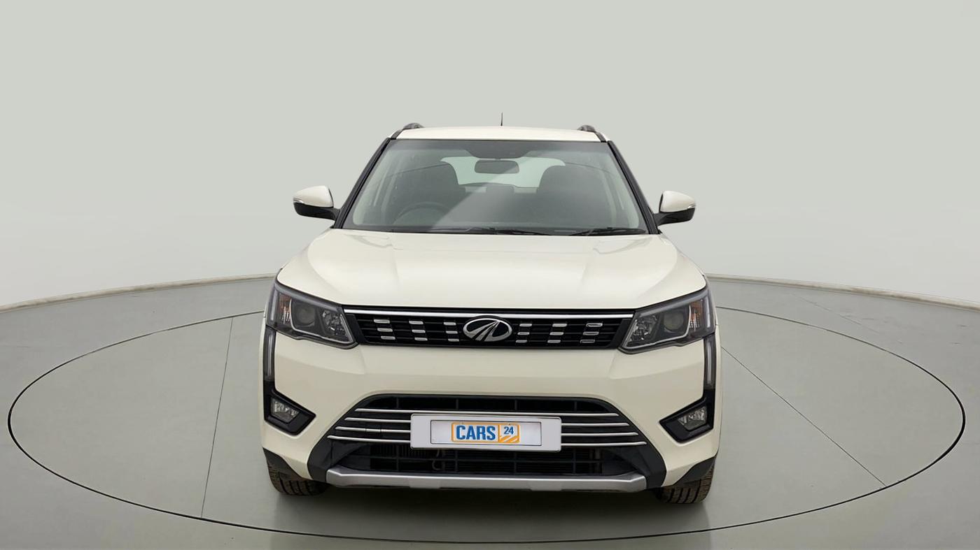 2021 Mahindra XUV300 W8 1.2 PETROL, Petrol, Manual, 12,315 km, Front