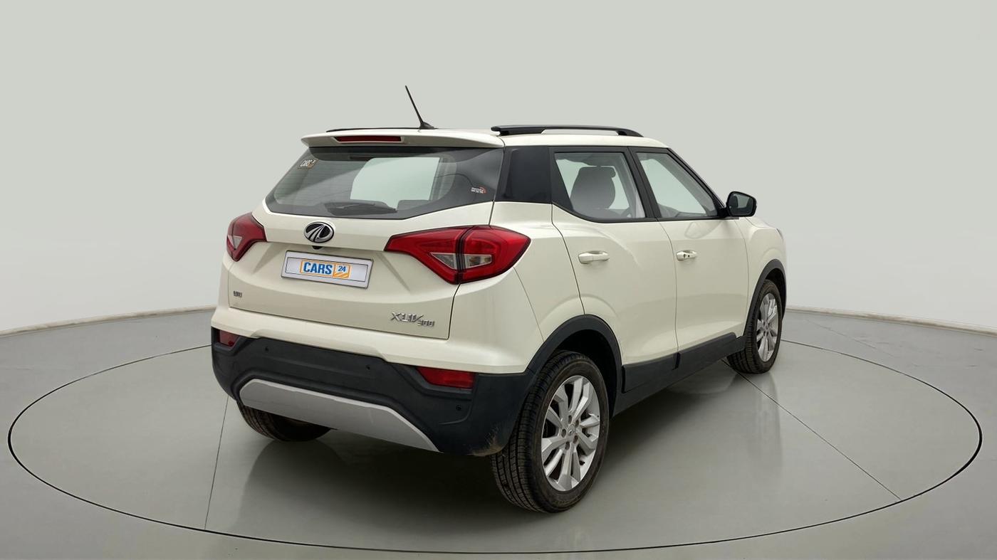 2021 Mahindra XUV300 W8 1.2 PETROL, Petrol, Manual, 12,315 km, Right Back Diagonal