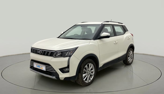 2021 Mahindra XUV300 W8 1.2 PETROL, Petrol, Manual, 12,315 km, Left Front Diagonal