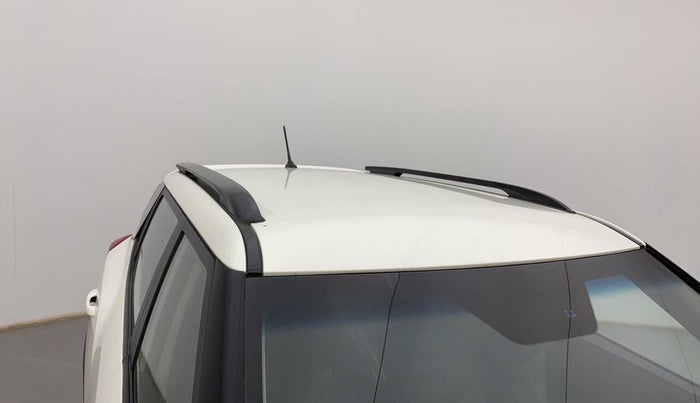 2021 Mahindra XUV300 W8 1.2 PETROL, Petrol, Manual, 12,315 km, Roof