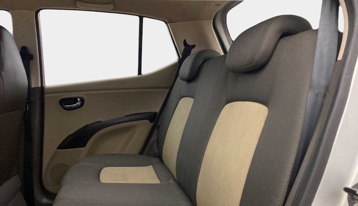2013 Hyundai i10 SPORTZ 1.2 AT, Petrol, Automatic, 70,104 km, Right Side Rear Door Cabin