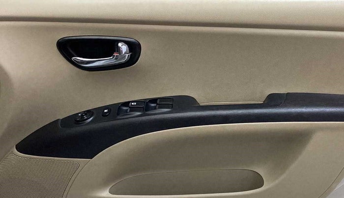 2013 Hyundai i10 SPORTZ 1.2 AT, Petrol, Automatic, 70,104 km, Driver Side Door Panels Control