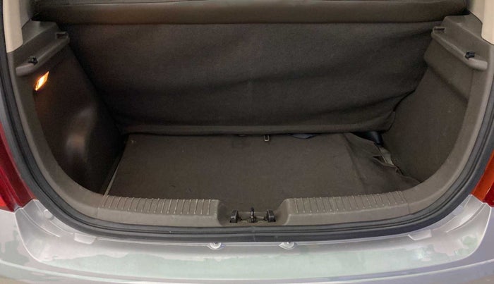 2013 Hyundai i10 SPORTZ 1.2 AT, Petrol, Automatic, 70,104 km, Boot Inside