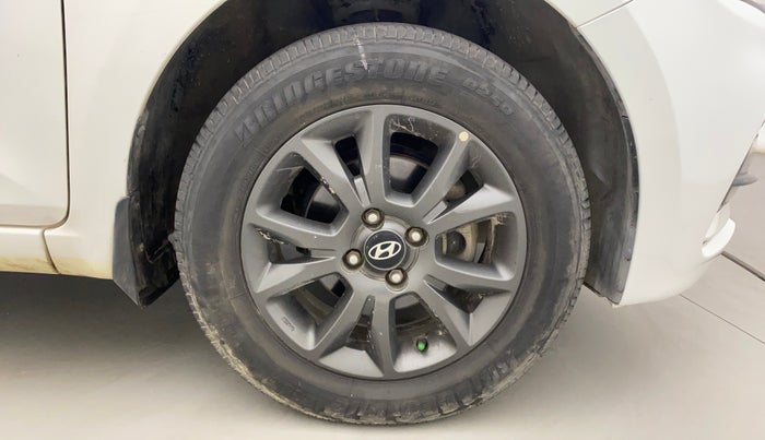 2019 Hyundai Elite i20 SPORTZ PLUS  1.2 CVT, Petrol, Automatic, 26,082 km, Right Front Wheel
