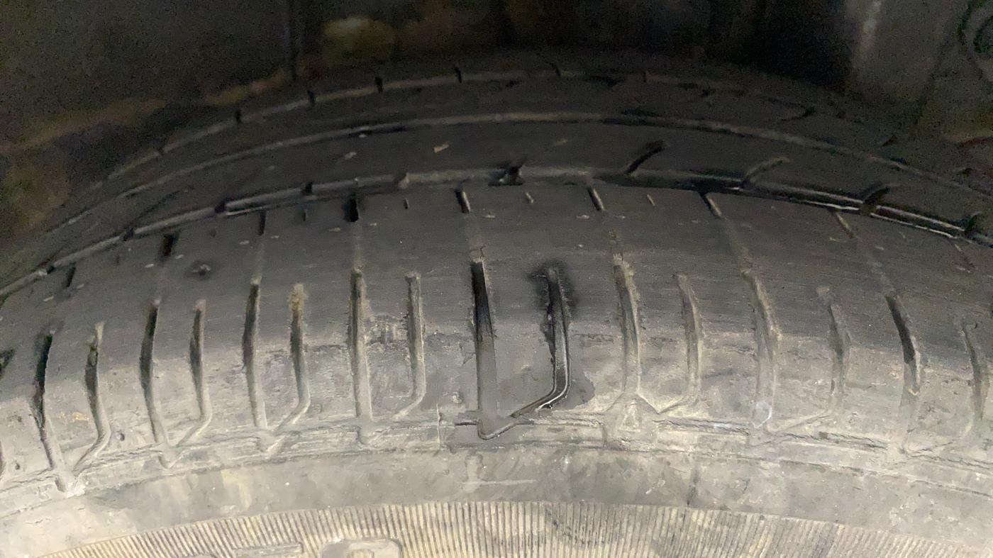 2019 Hyundai Elite i20 SPORTZ PLUS  1.2 CVT, Petrol, Automatic, 26,082 km, Left Rear Tyre Tread