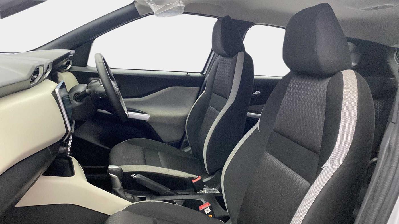 2021 Nissan MAGNITE XV TURBO CVT, Petrol, Automatic, 3,274 km, Right Side Front Door Cabin