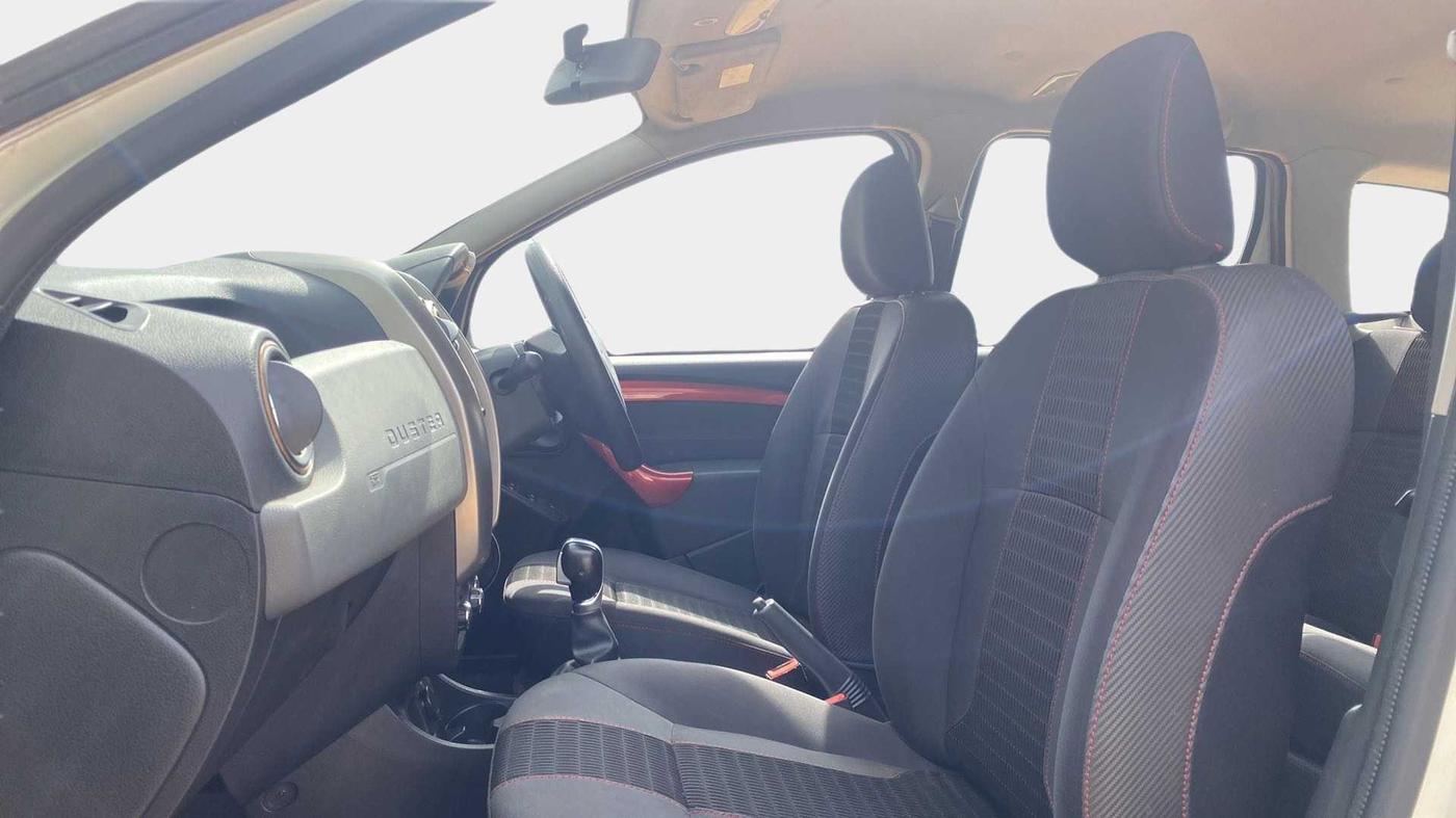 2017 Renault Duster RXS CVT, Petrol, Automatic, 21,357 km, Right Side Front Door Cabin