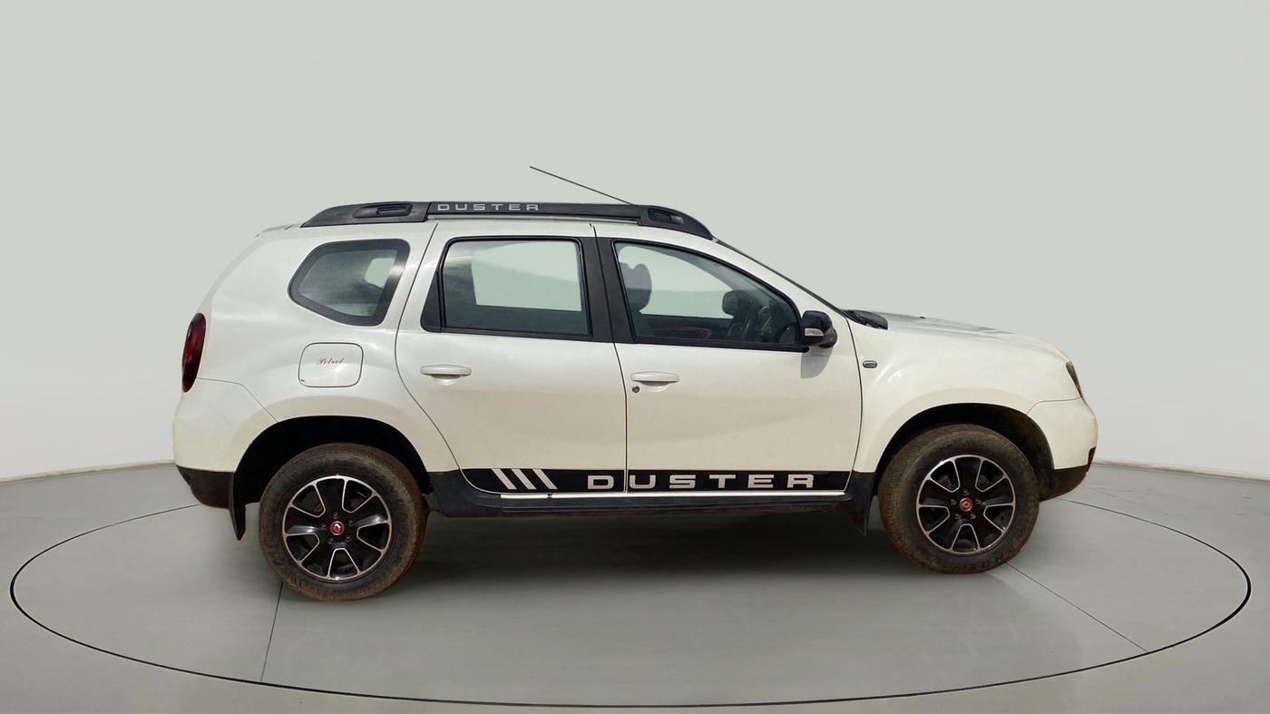 2017 Renault Duster RXS CVT, Petrol, Automatic, 21,357 km, Right Side View