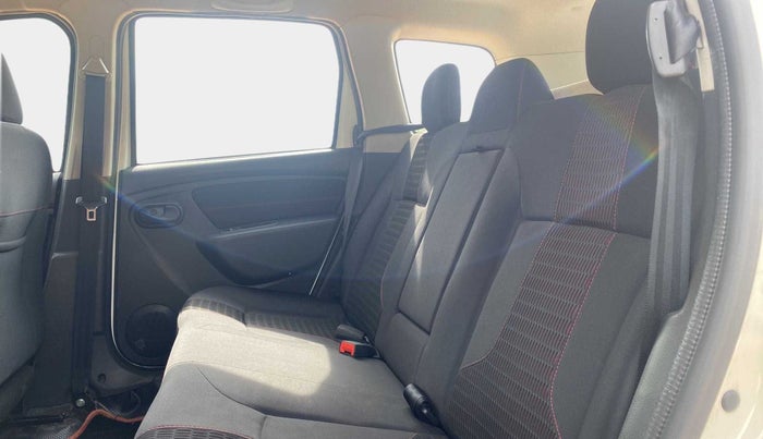 2017 Renault Duster RXS CVT, Petrol, Automatic, 21,357 km, Right Side Rear Door Cabin