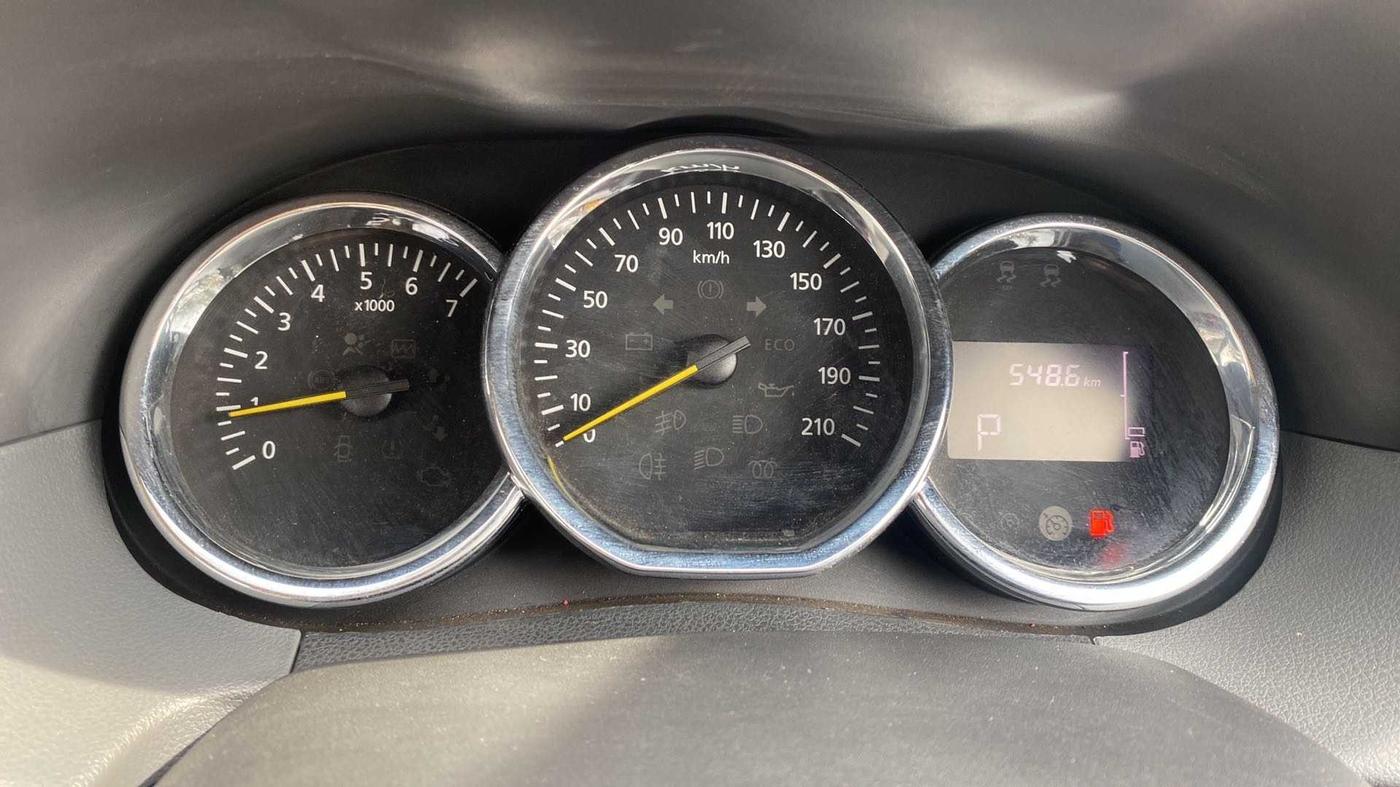 2017 Renault Duster RXS CVT, Petrol, Automatic, 21,357 km, Odometer Image