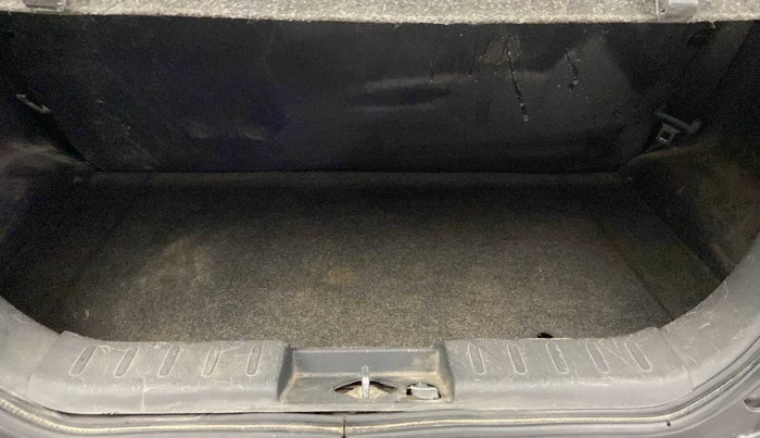 2017 Maruti Alto K10 VXI (O) AMT, Petrol, Automatic, 49,080 km, Boot Inside