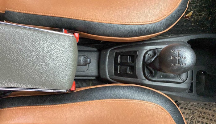 2019 Maruti Alto LXI, Petrol, Manual, 15,743 km, Gear Lever