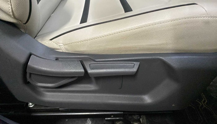 2021 Hyundai AURA SX 1.2, Petrol, Manual, 14,950 km, Driver Side Adjustment Panel