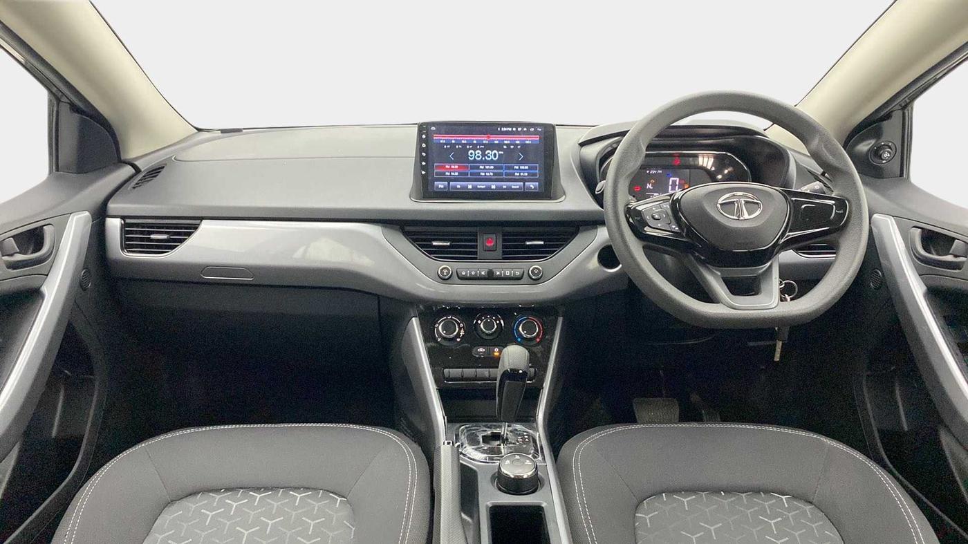 2023 Tata NEXON XMA SUNROOF PETROL, Petrol, Automatic, 5,856 km, Dashboard