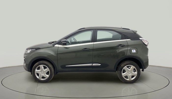 2023 Tata NEXON XMA SUNROOF PETROL, Petrol, Automatic, 5,856 km, Left Side